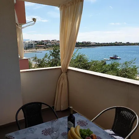 Summertime Apartmani Povljana Exterior photo