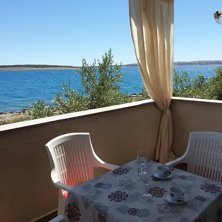 Summertime Apartmani Povljana Exterior photo