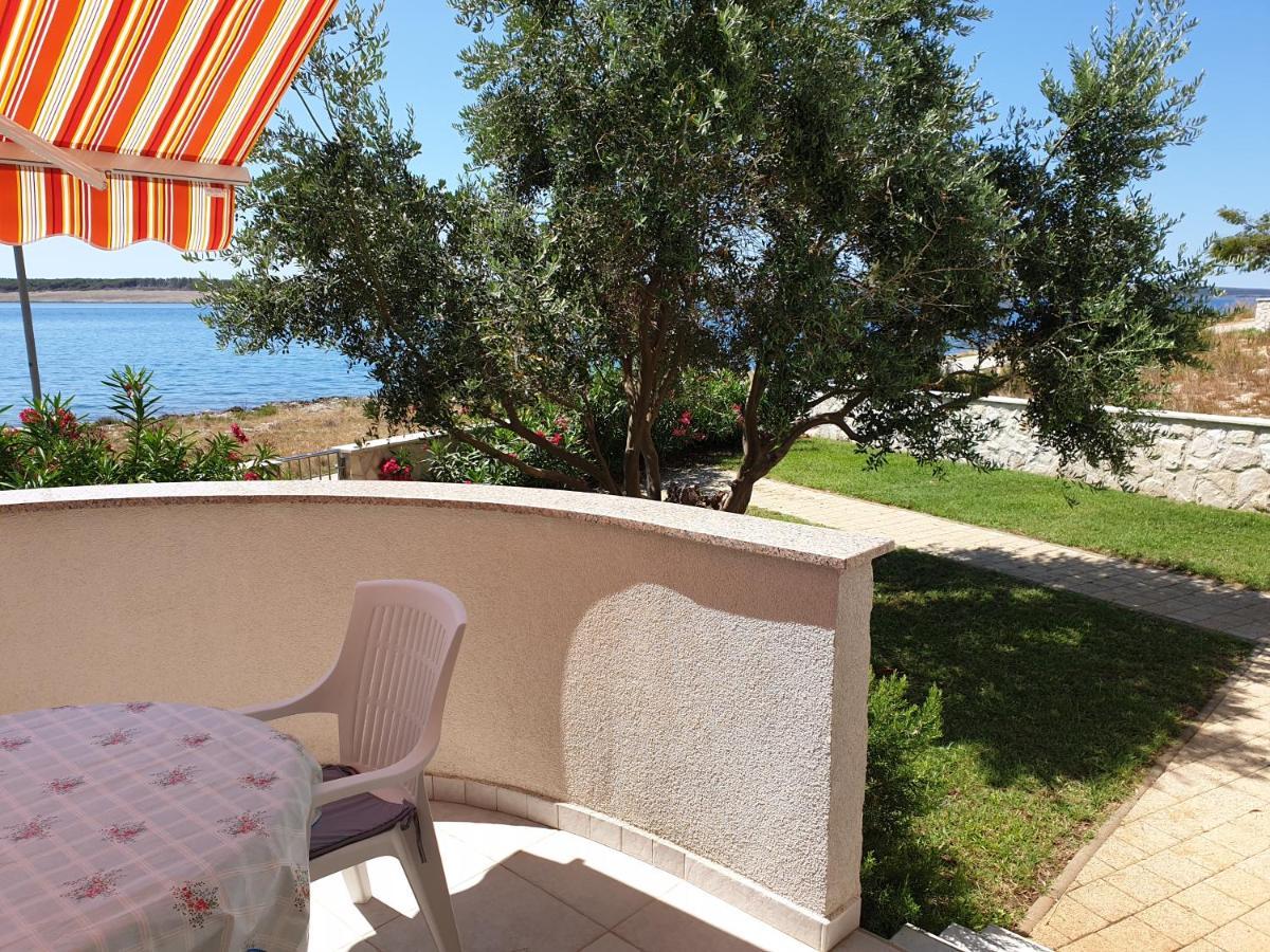 Summertime Apartment *