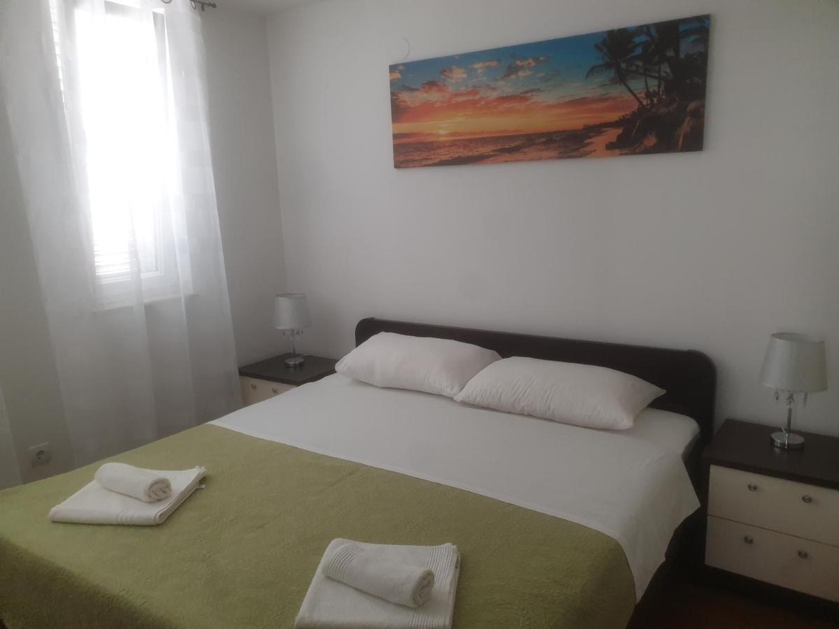 Summertime Apartment